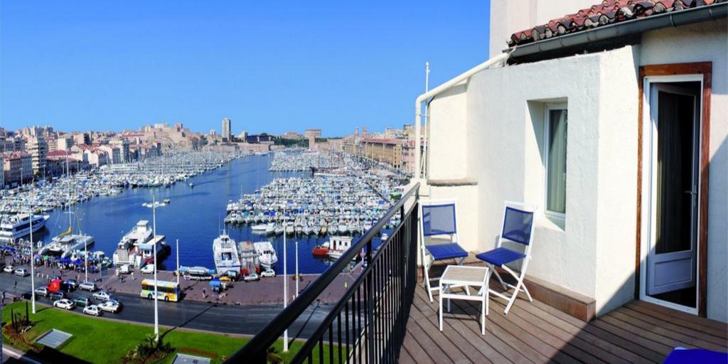 New Hotel Le Quai - Vieux Port Marseille Exteriör bild
